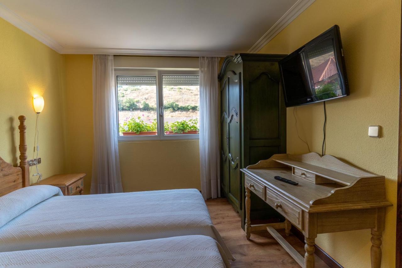 Hotel Rio Cea Puente Almuhey Exterior photo
